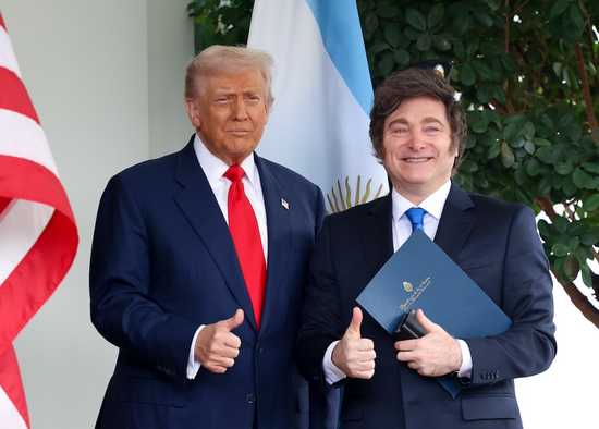 Trump: no money for health care, plenty for Argentina