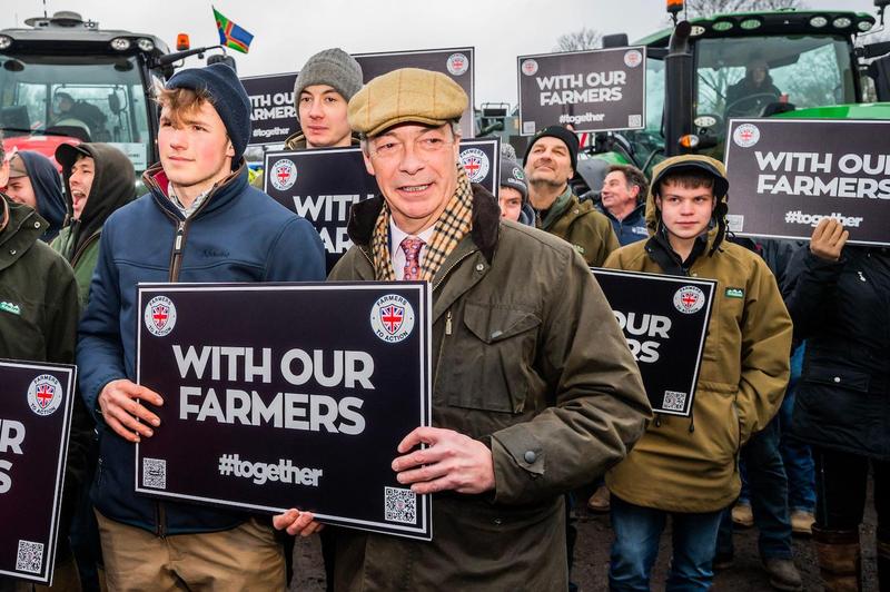 Nigel Farage Spreads Far-Right Conspiracy Theory at Farming Protest